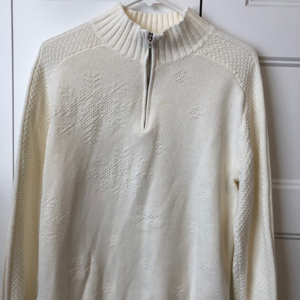 Turtle neck sweater